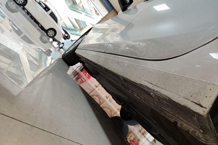 Used Chevrolet Cavalier 2016 1.5L Manual Enjoyment Edition Left Side Sill