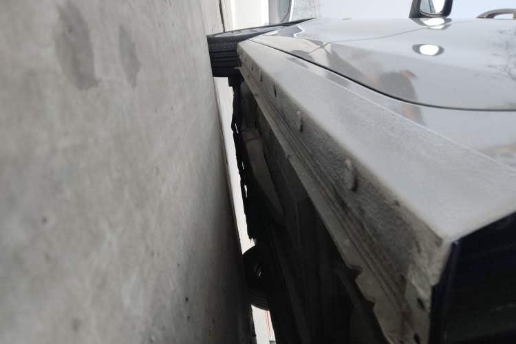 Used Chevrolet Cavalier 2016 1.5L Automatic Enjoyment Edition Left Side Sill