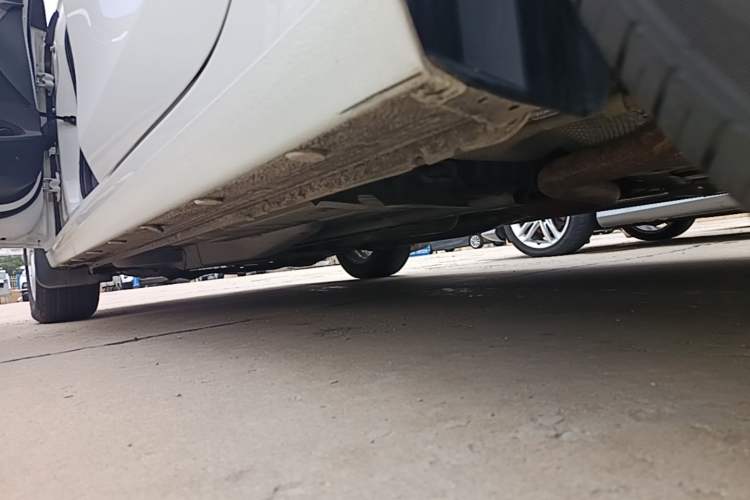 Used Chevrolet Cavalier 2016 1.5L Automatic Enjoyment Edition Left Side Sill