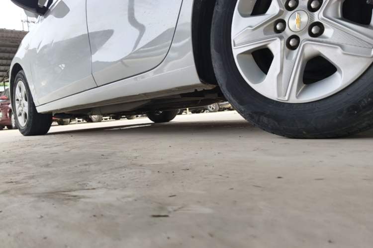 Used Chevrolet Cavalier 2016 1.5L Manual Enjoyment Edition Left Side Sill