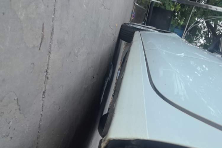 Used Chevrolet Cavalier 2016 1.5L Automatic Enjoyment Edition Left Side Sill