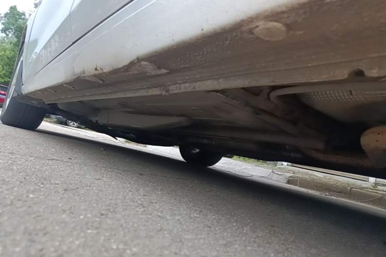 Used Chevrolet Cavalier 2016 1.5L Automatic Enjoyment Edition Left Side Sill