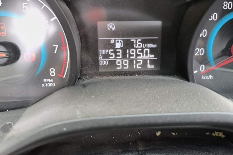 Used Chevrolet Cavalier 2016 1.5L Manual Enjoyment Edition Odometer Close Up