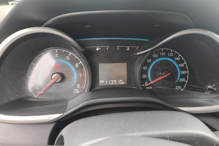 Used Chevrolet Cavalier 2016 1.5L Automatic Xinyue Edition Odometer Close Up