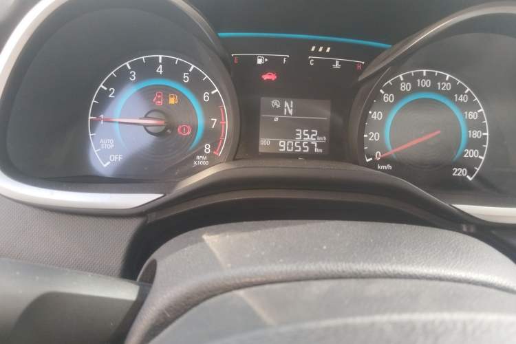 Used Chevrolet Cavalier 2016 1.5L Automatic Xinyue Edition Odometer Close Up