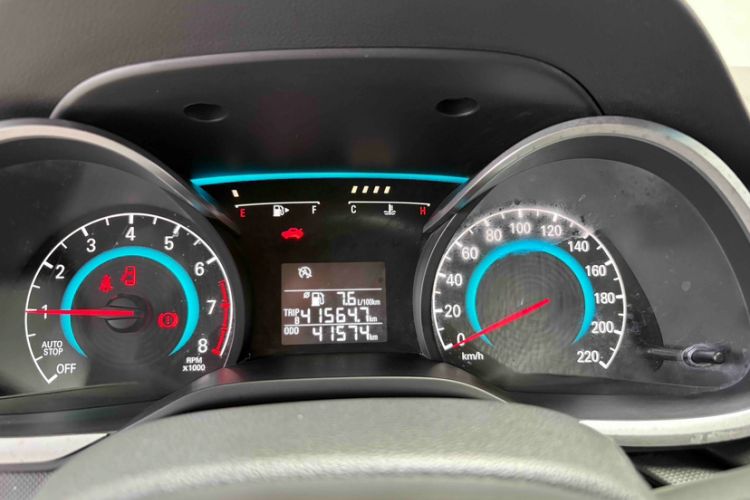 Used Chevrolet Cavalier 2016 1.5L Manual Xinyue Edition Odometer Close Up