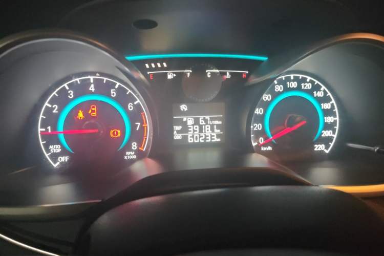 Used Chevrolet Cavalier 2016 1.5L Manual Xinyue Edition Odometer Close Up