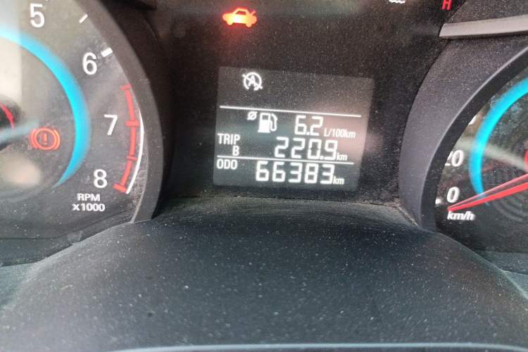 Used Chevrolet Cavalier 2016 1.5L Manual Xinyue Edition Odometer Close Up