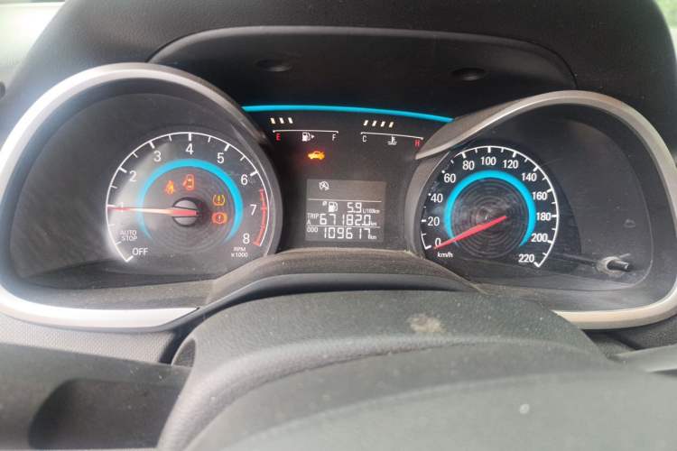 Used Chevrolet Cavalier 2016 1.5L Manual Xinyue Edition Odometer Close Up