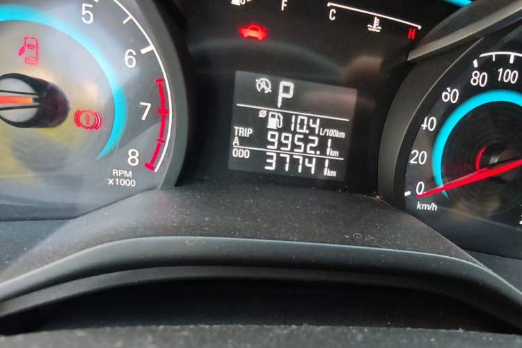 Used Chevrolet Cavalier 2016 1.5L Automatic Xinyue Edition Odometer Close Up