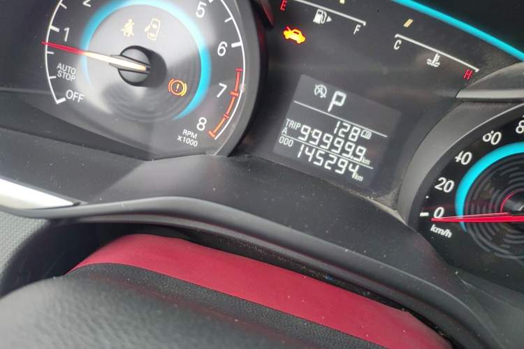 Used Chevrolet Cavalier 2016 1.5L Automatic Xinyue Edition Odometer Close Up