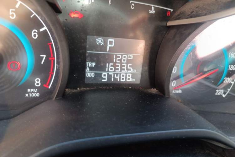 Used Chevrolet Cavalier 2016 1.5L Automatic Xinyue Edition Odometer Close Up