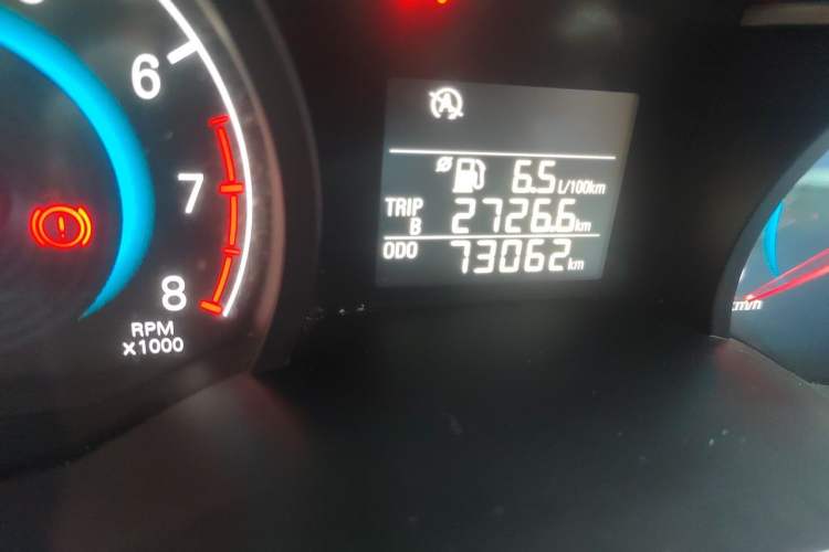 Used Chevrolet Cavalier 2016 1.5L Manual Enjoyment Edition Odometer Close Up