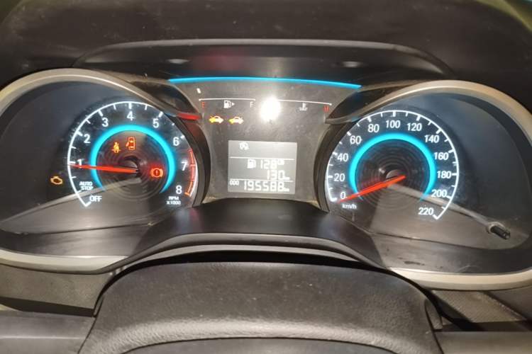Used Chevrolet Cavalier 2016 1.5L Manual Xinyue Edition Odometer Close Up