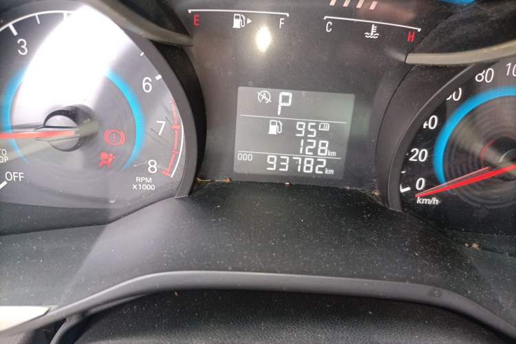 Used Chevrolet Cavalier 2016 1.5L Automatic Enjoyment Edition Odometer Close Up