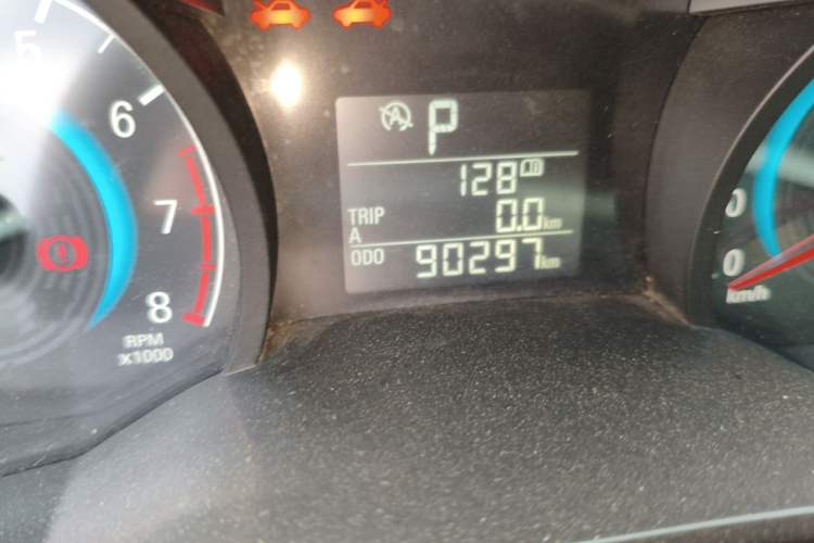 Used Chevrolet Cavalier 2016 1.5L Automatic Xinyue Edition Odometer Close Up
