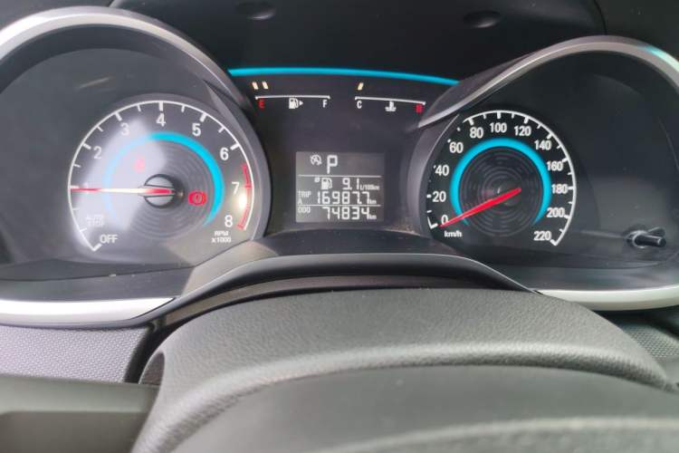 Used Chevrolet Cavalier 2016 1.5L Automatic Xinyue Edition Odometer Close Up