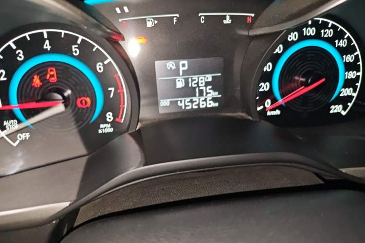 Used Chevrolet Cavalier 2016 1.5L Automatic Xinyue Edition Odometer Close Up