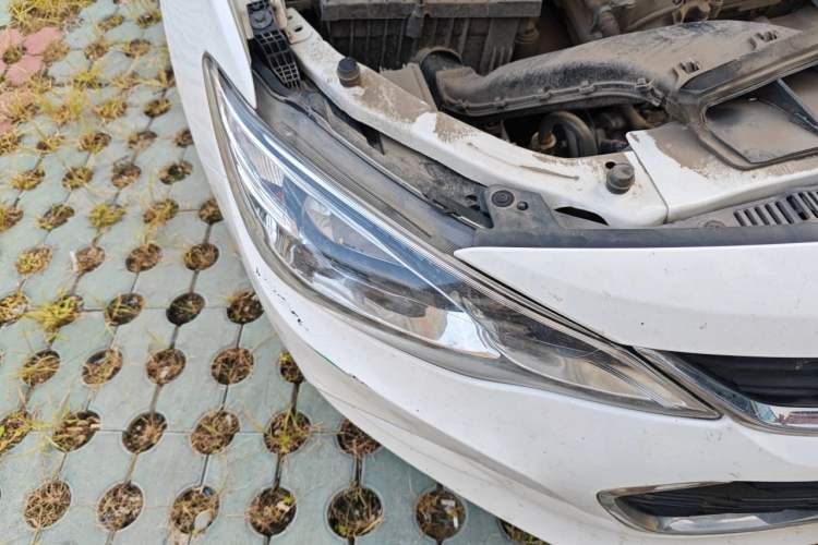 Used Chevrolet Cavalier 2016 1.5L Automatic Enjoyment Edition Right Front Headlight