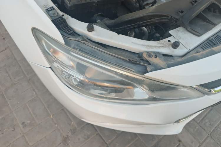 Used Chevrolet Cavalier 2016 1.5L Automatic Enjoyment Edition Right Front Headlight