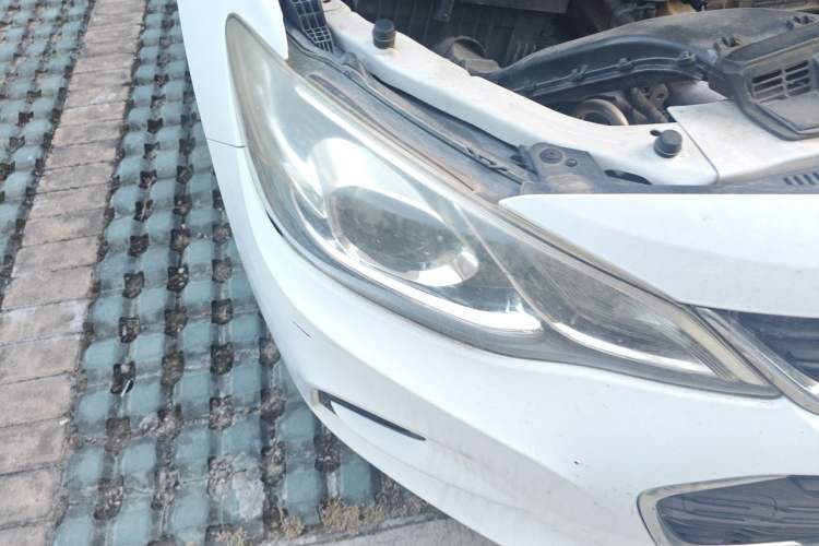 Used Chevrolet Cavalier 2016 1.5L Automatic Xinyue Edition Right Front Headlight