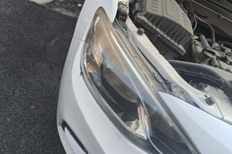 Used Chevrolet Cavalier 2016 1.5L Manual Enjoyment Edition Right Front Headlight