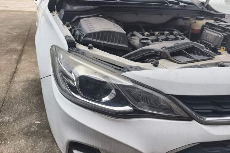 Used Chevrolet Cavalier 2016 1.5L Manual Xinyue Edition Right Front Headlight