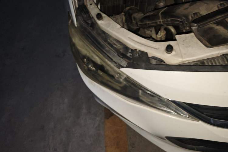 Used Chevrolet Cavalier 2016 1.5L Automatic Enjoyment Edition Right Front Headlight
