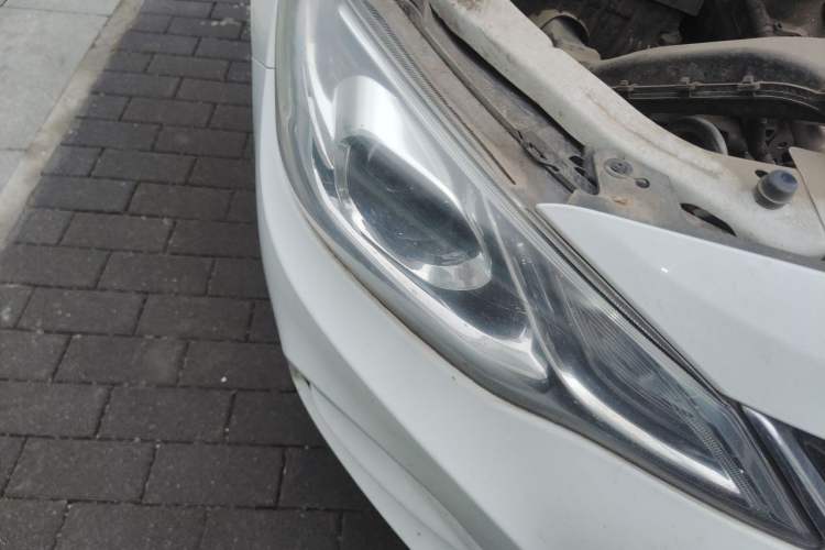 Used Chevrolet Cavalier 2016 1.5L Automatic Xinyue Edition Right Front Headlight