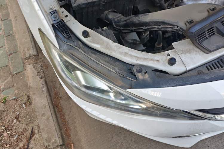 Used Chevrolet Cavalier 2016 1.5L Automatic Xinyue Edition Right Front Headlight