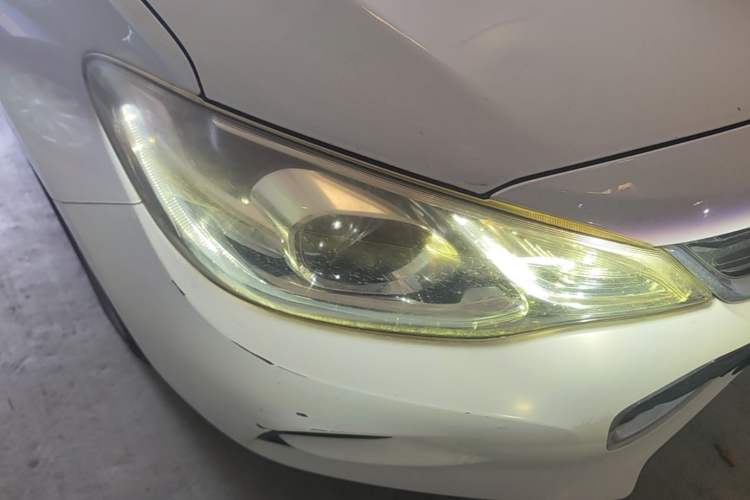 Used Chevrolet Cavalier 2016 1.5L Automatic Xinyue Edition Right Front Headlight
