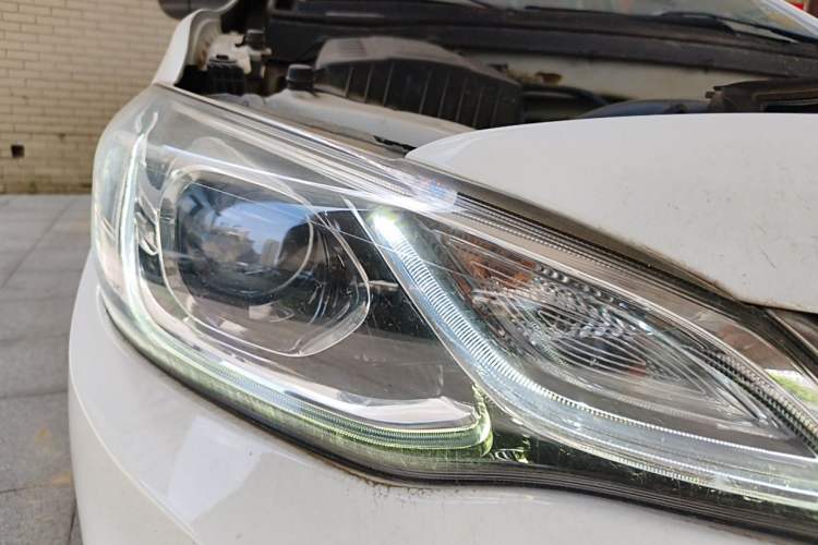 Used Chevrolet Cavalier 2016 1.5L Manual Xinyue Edition Right Front Headlight
