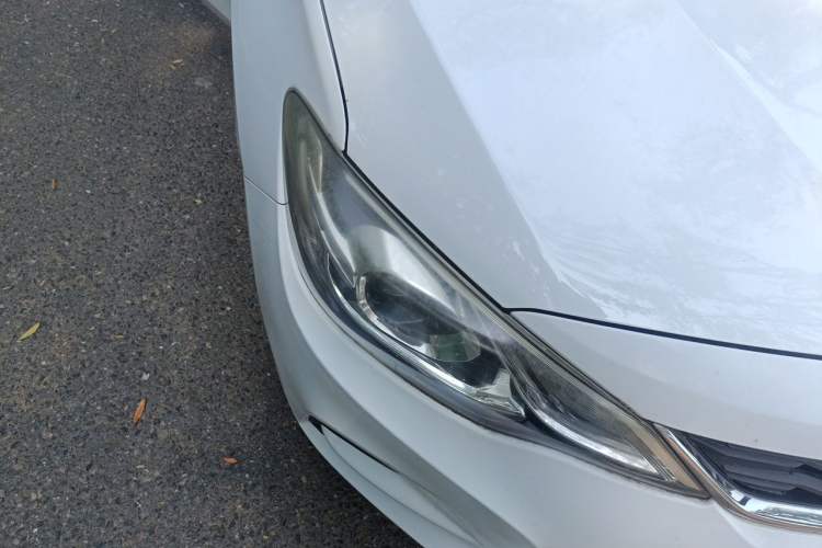 Used Chevrolet Cavalier 2016 1.5L Manual Xinyue Edition Right Front Headlight