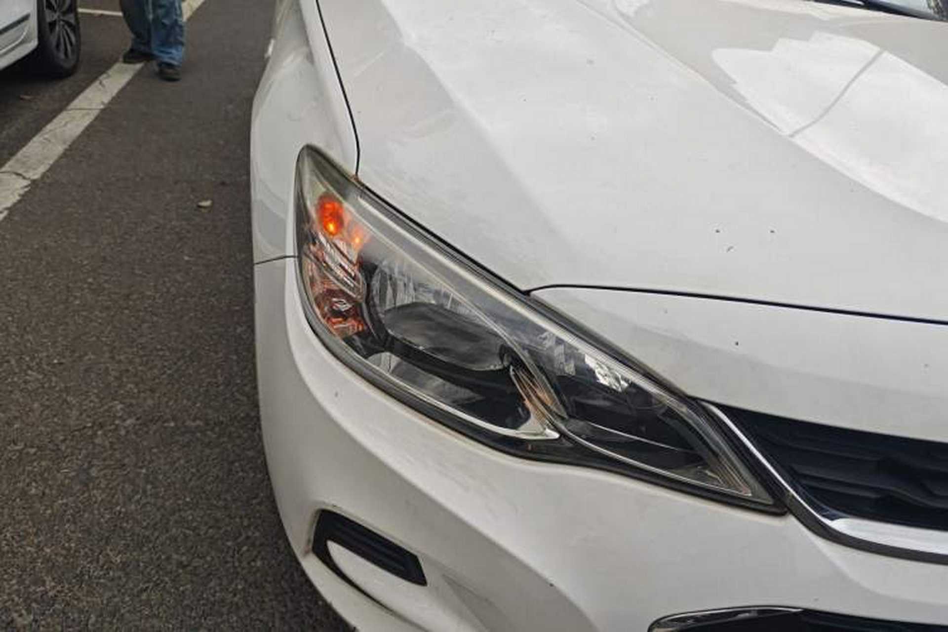 Used Chevrolet Cavalier 2016 1.5L Manual Enjoyment Edition Right Front Headlight