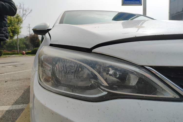 Used Chevrolet Cavalier 2016 1.5L Automatic Enjoyment Edition Right Front Headlight