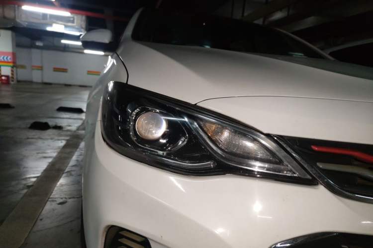 Used Chevrolet Cavalier 2016 1.5L Automatic Enjoyment Edition Right Front Headlight