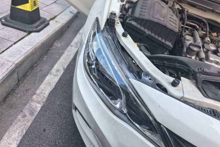 Used Chevrolet Cavalier 2016 1.5L Automatic Enjoyment Edition Right Front Headlight