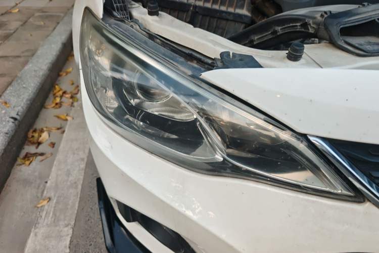 Used Chevrolet Cavalier 2016 1.5L Automatic Enjoyment Edition Right Front Headlight