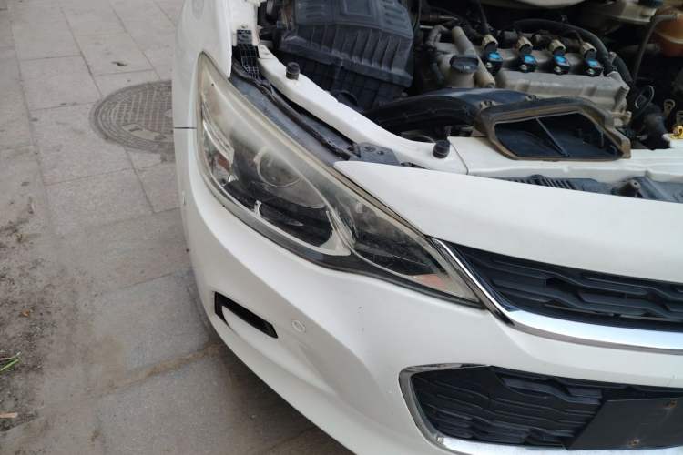 Used Chevrolet Cavalier 2016 1.5L Manual Enjoyment Edition Right Front Headlight