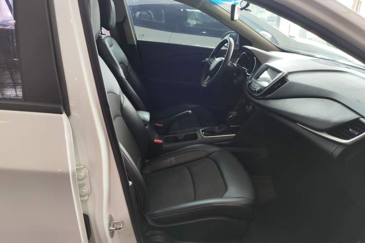 Used Chevrolet Cavalier 2016 1.5L Automatic Xinyue Edition Right Front Seat