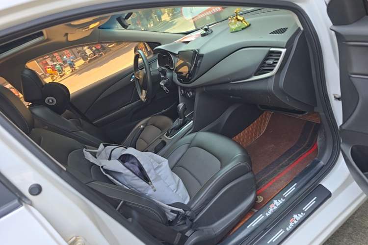 Used Chevrolet Cavalier 2016 1.5L Automatic Xinyue Edition Right Front Seat