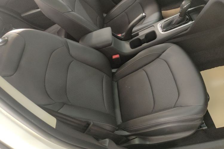 Used Chevrolet Cavalier 2016 1.5L Automatic Xinyue Edition Right Front Seat