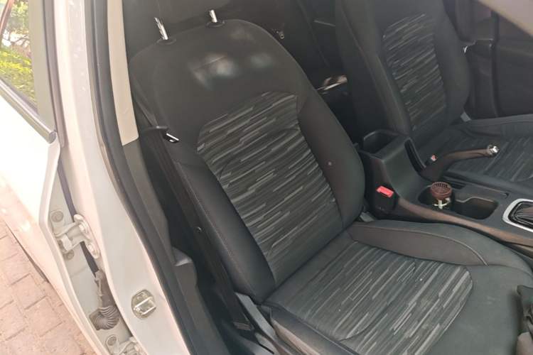 Used Chevrolet Cavalier 2016 1.5L Automatic Enjoyment Edition Right Front Seat