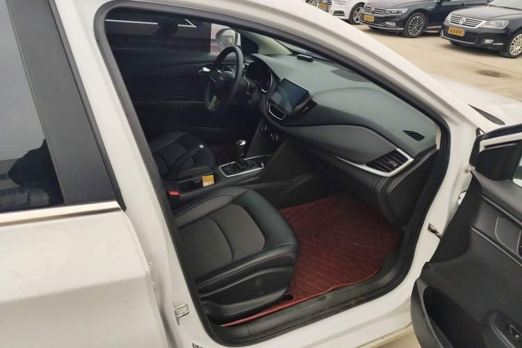 Used Chevrolet Cavalier 2016 1.5L Manual Xinyue Edition Right Front Seat