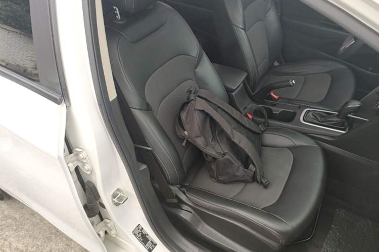Used Chevrolet Cavalier 2016 1.5L Automatic Xinyue Edition Right Front Seat