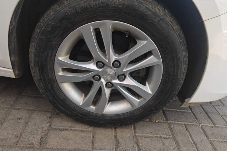 Used Chevrolet Cavalier 2016 1.5L Manual Xinyue Edition Right Front Wheel Hub