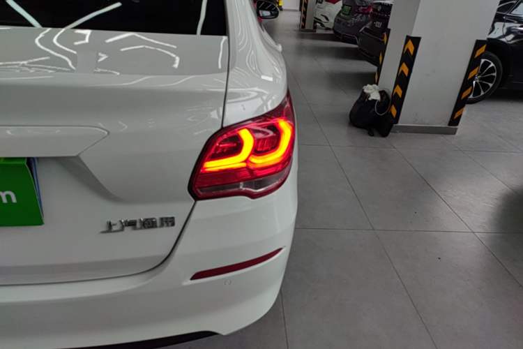 Used Chevrolet Cavalier 2016 1.5L Automatic Xinsong Edition Right Rear Taillight