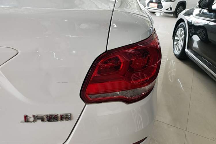 Used Chevrolet Cavalier 2016 1.5L Automatic Xinyue Edition Right Rear Taillight