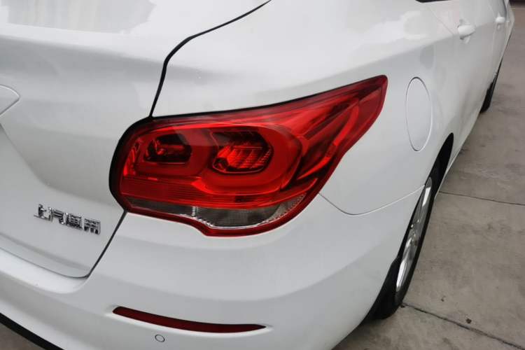 Used Chevrolet Cavalier 2016 1.5L Automatic Xinyue Edition Right Rear Taillight