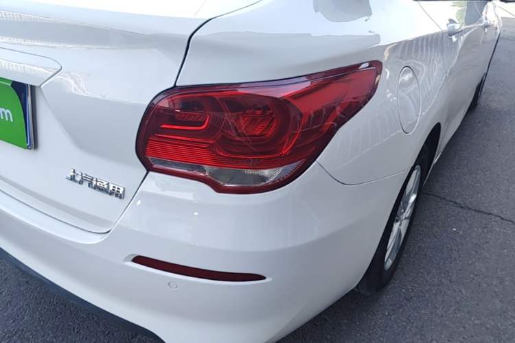 Used Chevrolet Cavalier 2016 1.5L Automatic Xinyue Edition Right Rear Taillight